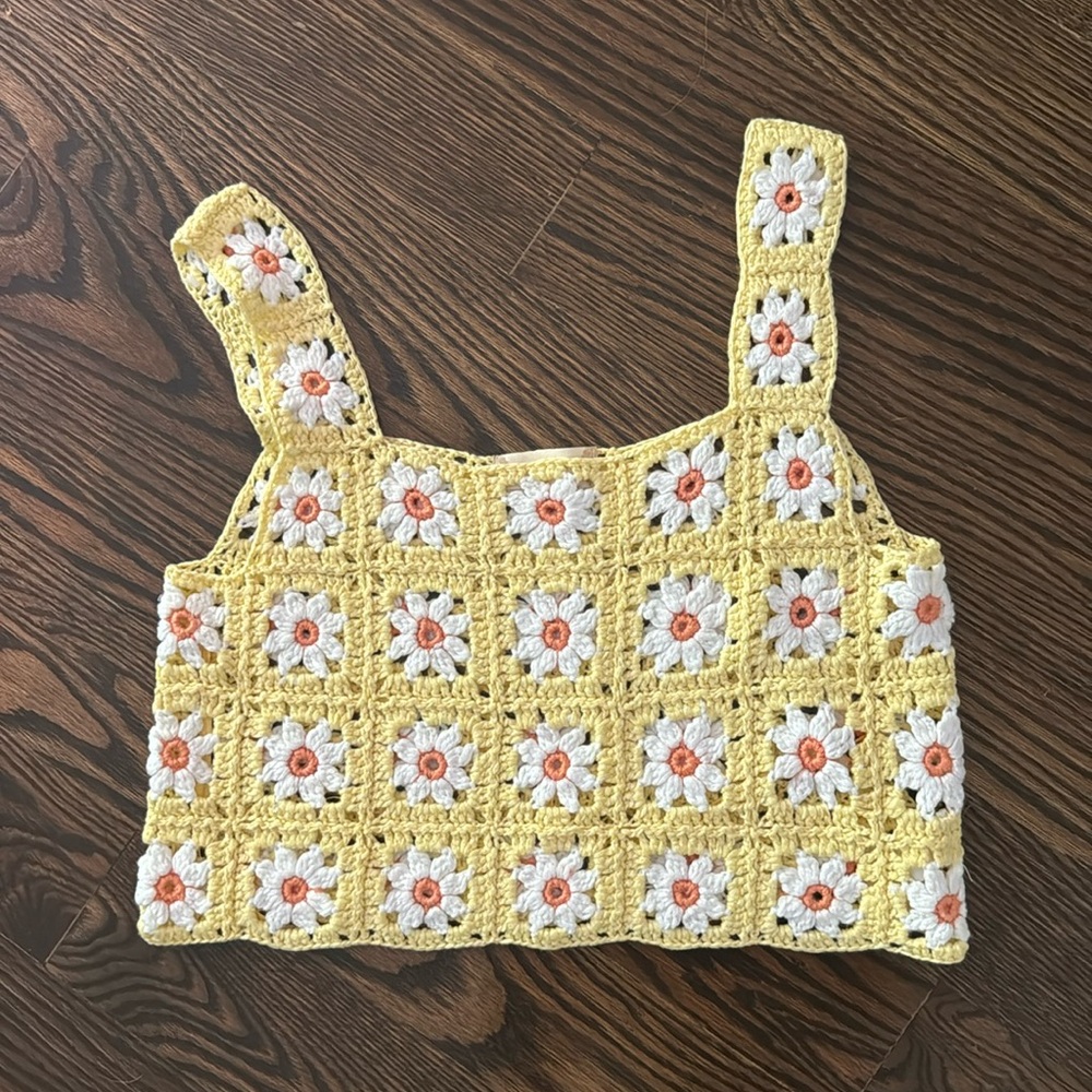 summery crochet top
